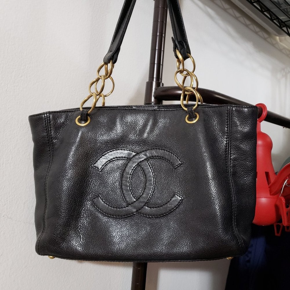 Chanel Handbag-Black Caviar